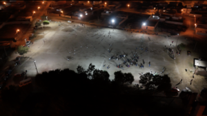 La municipalidad inaugura nueva iluminación en canchas de fútbol de barrio Santa Ana