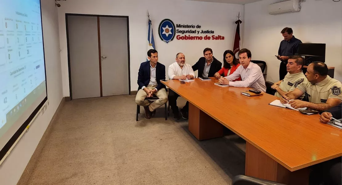 Avanza el plan de modernización del servicio policial - Salta a la vista