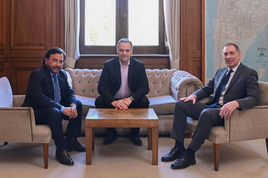 Gustavo Sáenz afianza su rol federal y consigue avances claves para Salta en una serie de reuniones en Casa Rosada