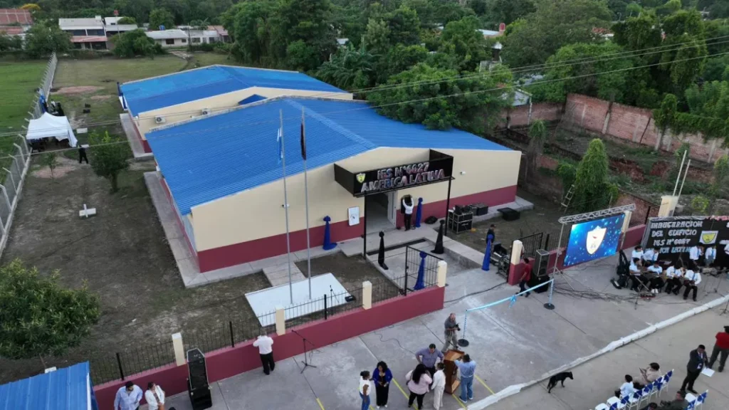 Después de 40 años, el Instituto Superior América Latina de Salvador Mazza tiene su edificio propio