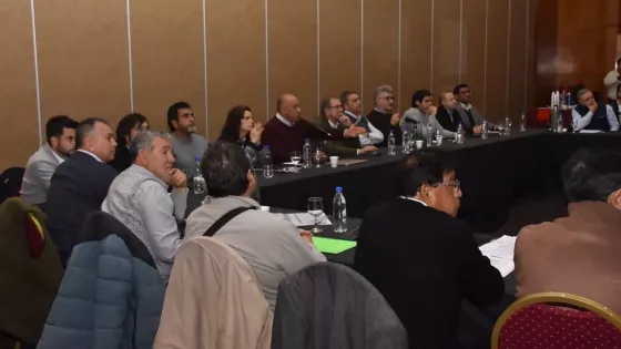 Salta reabrió la paritaria estatal y fijó nuevas reuniones con los gremios