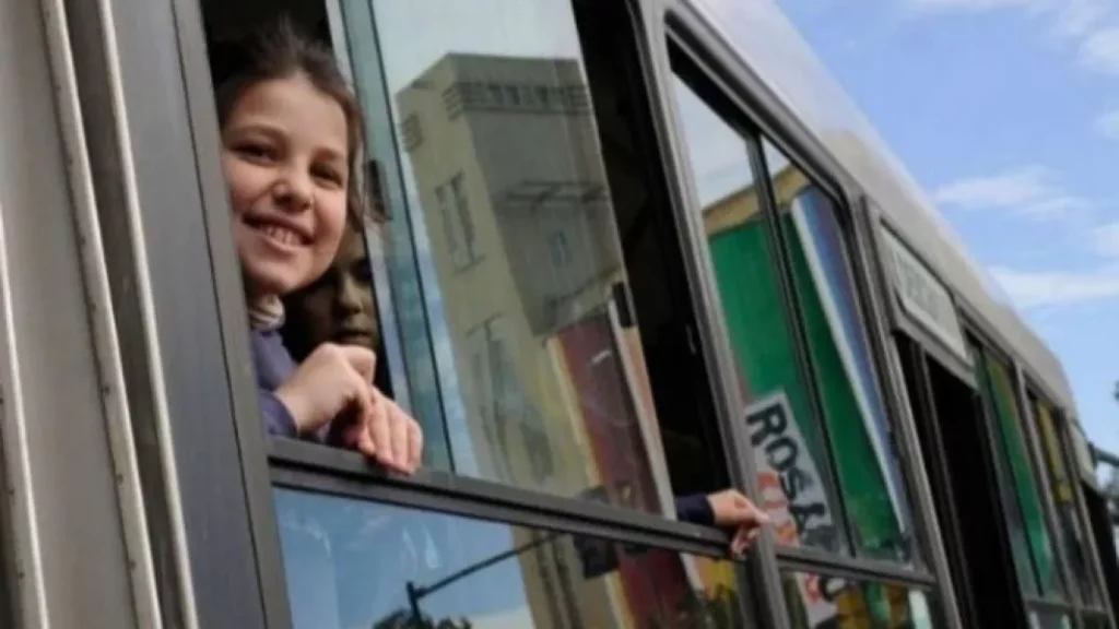 En su día, los niños viajarán sin cargo en SAETA