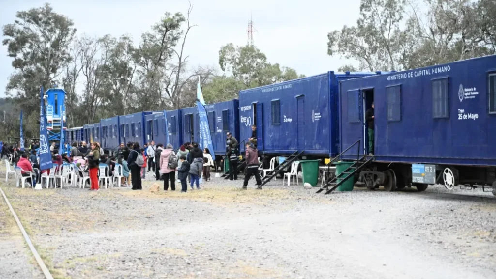 El Tren “25 de Mayo” atendió a más de 3.000 personas durante su paso por Campo Quijano