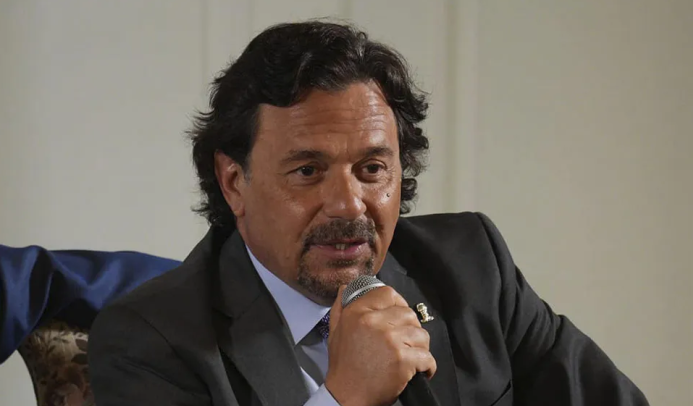 Gustavo Sáenz habló de Milei, el Presupuesto y Santilli: “Hay que ver la letra grande, la chica y la que no está”