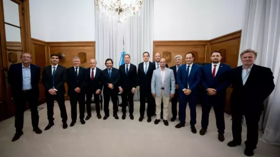 Sáenz acordó con Nación avanzar con las obras de los ramales ferroviarios C14 y C15