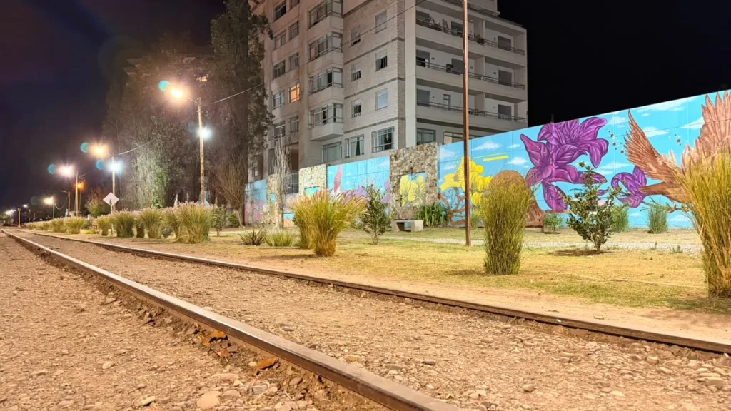 Nueva iluminación en Junín y las vías del ferrocarril